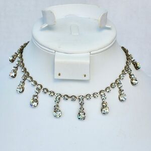 BEAUTIFUL VINTAGE Prong Set Crystal Goldtone Choker Necklace